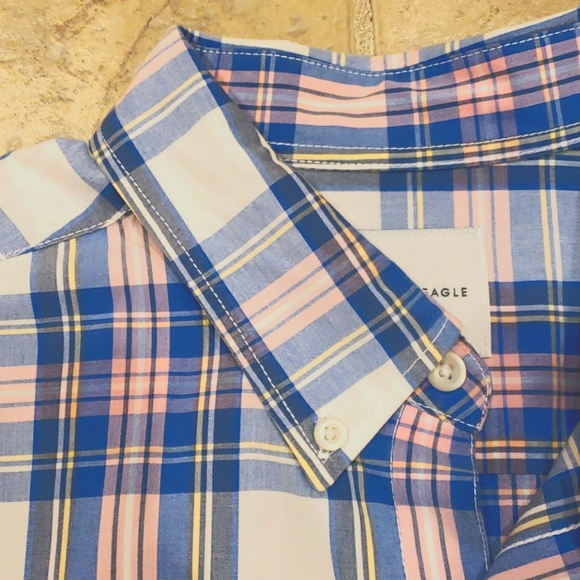 AE Oxford Button-Up Shirt - Picture 2 of 11